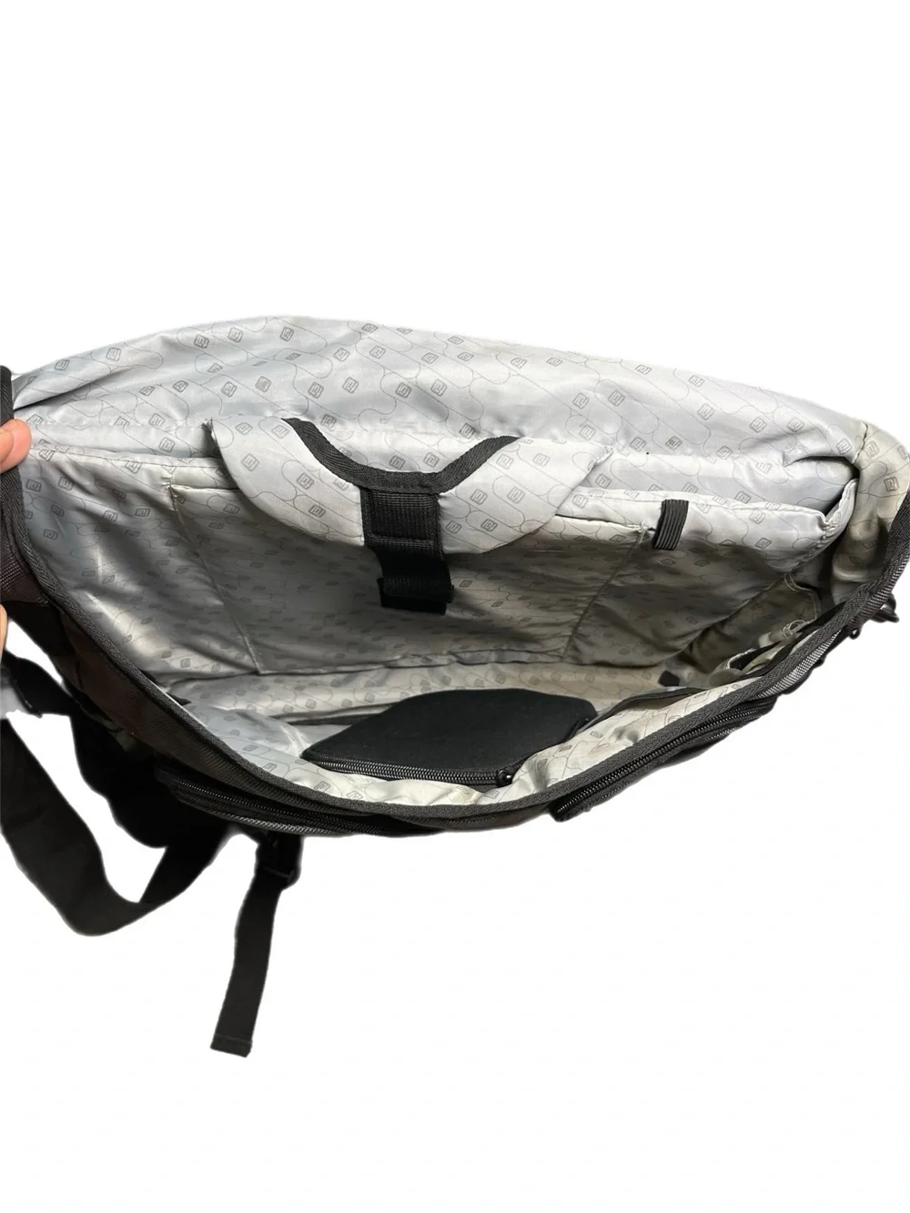 FUL Powerbag Messenger Shoulder Laptop Bag